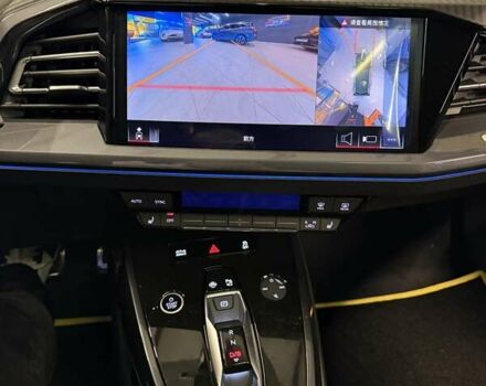 Синий Ауди Q4 e-tron, объемом двигателя 0 л и пробегом 1 тыс. км за 34000 $, фото 20 на Automoto.ua