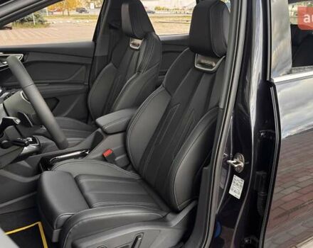Синий Ауди Q4 e-tron, объемом двигателя 0 л и пробегом 1 тыс. км за 34000 $, фото 7 на Automoto.ua