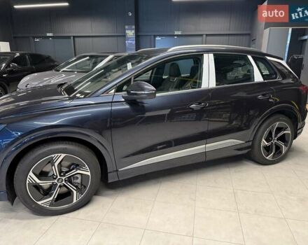 Синий Ауди Q4 e-tron, объемом двигателя 0 л и пробегом 1 тыс. км за 34000 $, фото 2 на Automoto.ua