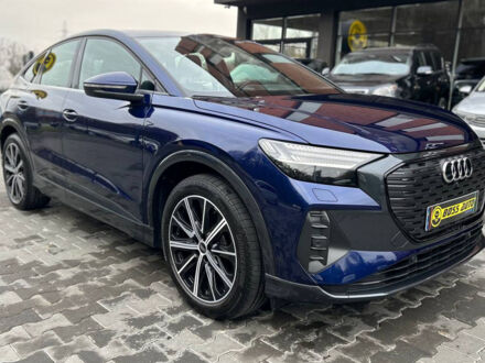 Ауді Q4 e-tron 2021 у Чернівцях на Automoto.ua Синій Ауді Q4 e-tron, об'ємом двигуна 55 л та пробігом 43 тис. км за 34000 $, фото 1 на Automoto.ua