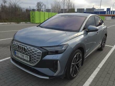 Синий Ауди Q4 e-tron, объемом двигателя 0 л и пробегом 27 тыс. км за 49000 $, фото 1 на Automoto.ua