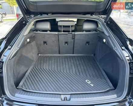 Черный Ауди Q4 Sportback e-tron, объемом двигателя 0 л и пробегом 70 тыс. км за 32000 $, фото 68 на Automoto.ua