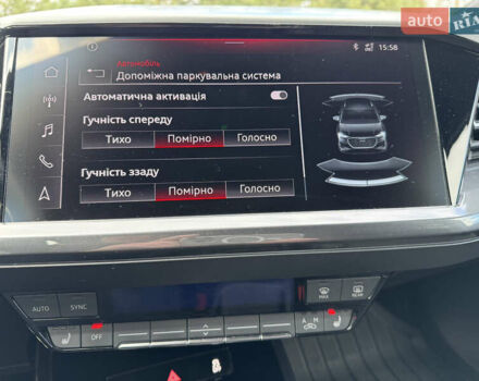 Черный Ауди Q4 Sportback e-tron, объемом двигателя 0 л и пробегом 22 тыс. км за 26666 $, фото 10 на Automoto.ua