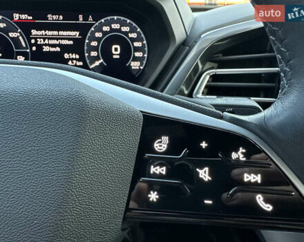 Черный Ауди Q4 Sportback e-tron, объемом двигателя 0 л и пробегом 70 тыс. км за 32000 $, фото 83 на Automoto.ua