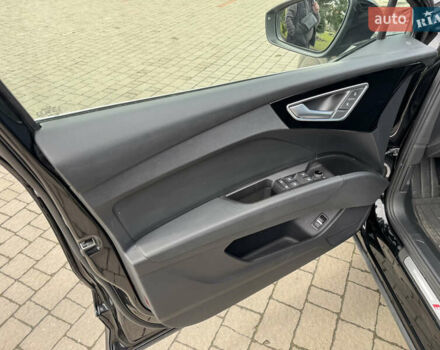 Черный Ауди Q4 Sportback e-tron, объемом двигателя 0 л и пробегом 22 тыс. км за 26666 $, фото 21 на Automoto.ua