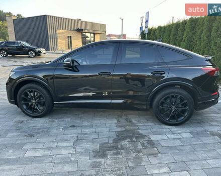 Черный Ауди Q4 Sportback e-tron, объемом двигателя 0 л и пробегом 70 тыс. км за 32000 $, фото 3 на Automoto.ua