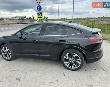 Черный Ауди Q4 Sportback e-tron, объемом двигателя 0 л и пробегом 22 тыс. км за 26666 $, фото 1 на Automoto.ua