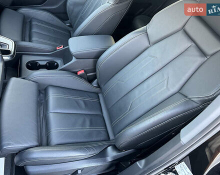 Черный Ауди Q4 Sportback e-tron, объемом двигателя 0 л и пробегом 70 тыс. км за 32000 $, фото 49 на Automoto.ua