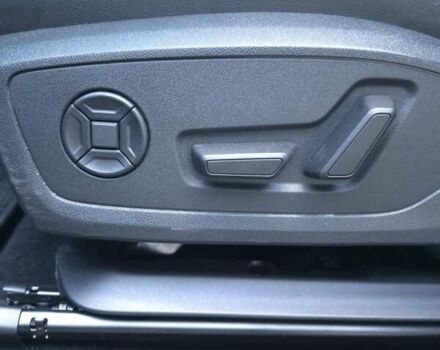 Чорний Ауді Q4 Sportback e-tron, об'ємом двигуна 0 л та пробігом 10 тис. км за 45000 $, фото 18 на Automoto.ua