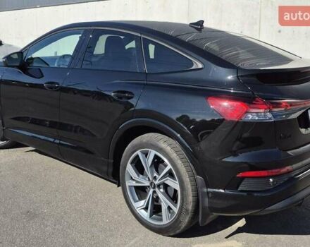 Чорний Ауді Q4 Sportback e-tron, об'ємом двигуна 0 л та пробігом 10 тис. км за 45000 $, фото 8 на Automoto.ua