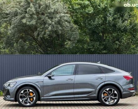 Ауди Q4 Sportback e-tron, объемом двигателя 0 л и пробегом 49 тыс. км за 46999 $, фото 6 на Automoto.ua