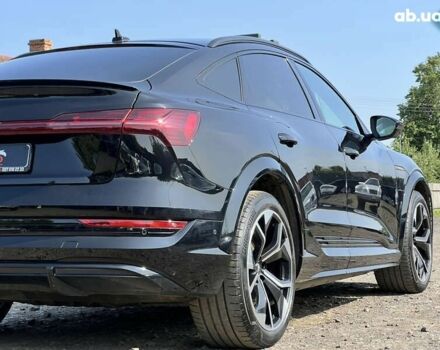 Ауди Q4 Sportback e-tron, объемом двигателя 0 л и пробегом 32 тыс. км за 46189 $, фото 12 на Automoto.ua
