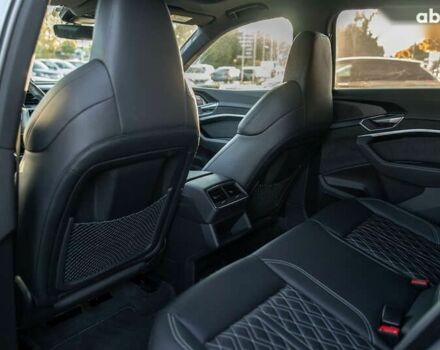 Ауди Q4 Sportback e-tron, объемом двигателя 0 л и пробегом 56 тыс. км за 46500 $, фото 28 на Automoto.ua