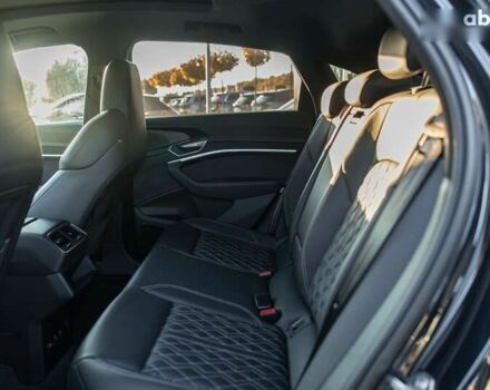 Ауди Q4 Sportback e-tron, объемом двигателя 0 л и пробегом 56 тыс. км за 46500 $, фото 27 на Automoto.ua