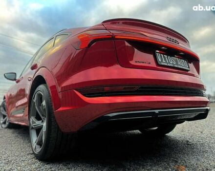 Ауди Q4 Sportback e-tron, объемом двигателя 0 л и пробегом 43 тыс. км за 52499 $, фото 8 на Automoto.ua
