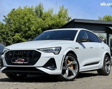 Ауди Q4 Sportback e-tron, объемом двигателя 0 л и пробегом 32 тыс. км за 46189 $, фото 3 на Automoto.ua