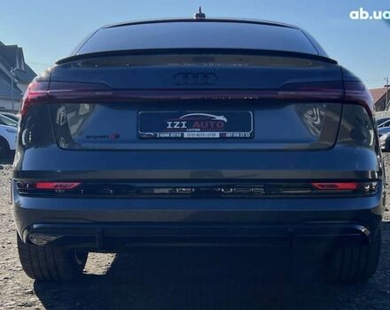 Ауди Q4 Sportback e-tron, объемом двигателя 0 л и пробегом 42 тыс. км за 44558 $, фото 6 на Automoto.ua