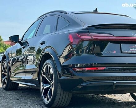 Ауди Q4 Sportback e-tron, объемом двигателя 0 л и пробегом 32 тыс. км за 46080 $, фото 11 на Automoto.ua