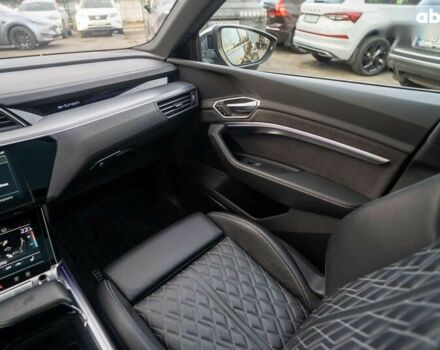 Ауди Q4 Sportback e-tron, объемом двигателя 0 л и пробегом 54 тыс. км за 45900 $, фото 18 на Automoto.ua