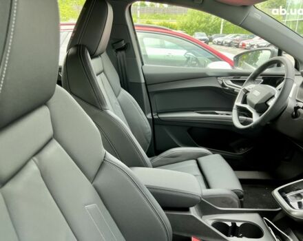 Ауди Q4 Sportback e-tron, объемом двигателя 0 л и пробегом 2 тыс. км за 74120 $, фото 8 на Automoto.ua