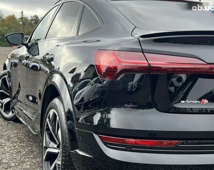 Ауди Q4 Sportback e-tron, объемом двигателя 0 л и пробегом 32 тыс. км за 46080 $, фото 9 на Automoto.ua