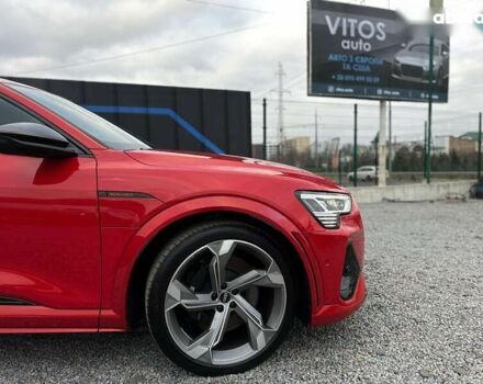 Ауди Q4 Sportback e-tron, объемом двигателя 0 л и пробегом 43 тыс. км за 52499 $, фото 2 на Automoto.ua