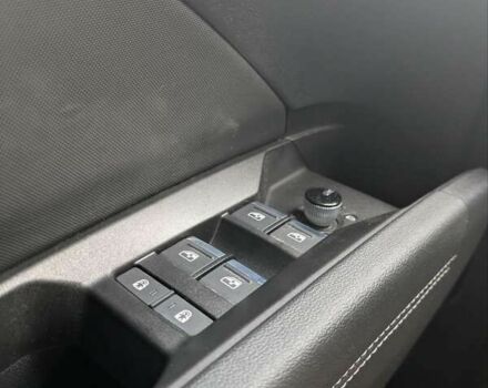 Ауді Q4 Sportback e-tron, об'ємом двигуна 0 л та пробігом 96 тис. км за 33850 $, фото 14 на Automoto.ua