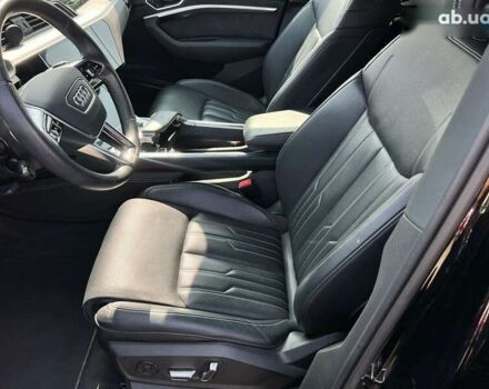 Ауди Q4 Sportback e-tron, объемом двигателя 0 л и пробегом 32 тыс. км за 46080 $, фото 29 на Automoto.ua