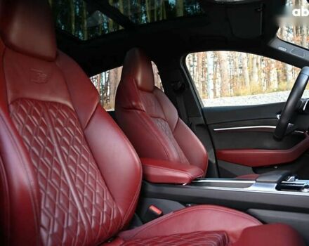 Ауді Q4 Sportback e-tron, об'ємом двигуна 0 л та пробігом 65 тис. км за 41288 $, фото 12 на Automoto.ua