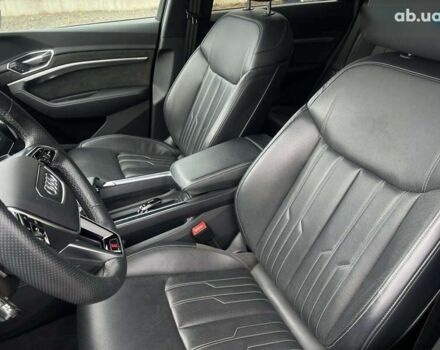 Ауди Q4 Sportback e-tron, объемом двигателя 0 л и пробегом 32 тыс. км за 46080 $, фото 27 на Automoto.ua