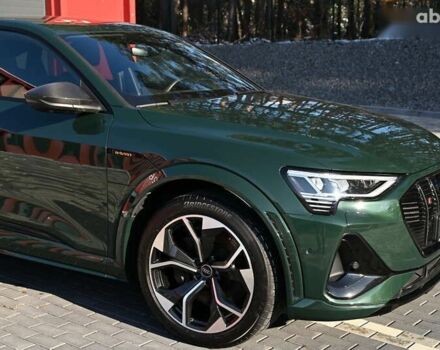 Ауди Q4 Sportback e-tron, объемом двигателя 0 л и пробегом 39 тыс. км за 48895 $, фото 1 на Automoto.ua