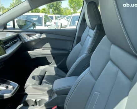 Ауди Q4 Sportback e-tron, объемом двигателя 0 л и пробегом 1 тыс. км за 70099 $, фото 25 на Automoto.ua