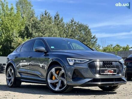 Ауді Q4 Sportback e-tron 2022 у Луцьку на Automoto.ua Ауді Q4 Sportback e-tron, об'ємом двигуна 0 л та пробігом 52 тис. км за 46624 $, фото 1 на Automoto.ua