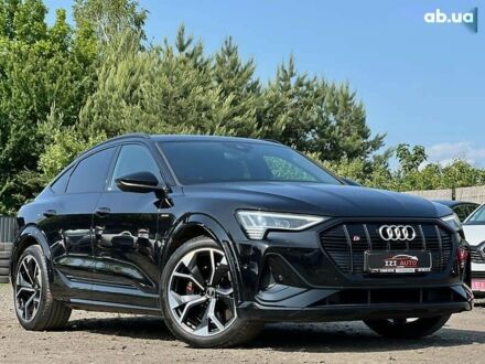 Ауди Q4 Sportback e-tron, объемом двигателя 0 л и пробегом 32 тыс. км за 46080 $, фото 1 на Automoto.ua
