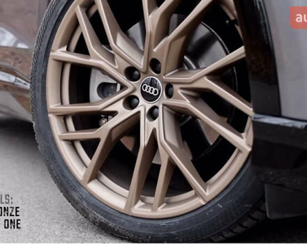 Серый Ауди Q4 Sportback e-tron, объемом двигателя 0 л и пробегом 25 тыс. км за 36000 $, фото 13 на Automoto.ua