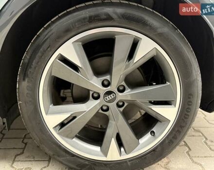 Сірий Ауді Q4 Sportback e-tron, об'ємом двигуна 0 л та пробігом 149 тис. км за 24900 $, фото 19 на Automoto.ua