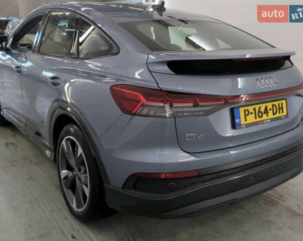 Серый Ауди Q4 Sportback e-tron, объемом двигателя 0 л и пробегом 149 тыс. км за 24900 $, фото 3 на Automoto.ua