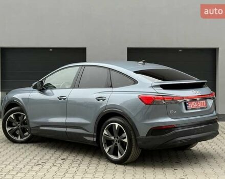Сірий Ауді Q4 Sportback e-tron, об'ємом двигуна 0 л та пробігом 149 тис. км за 24900 $, фото 2 на Automoto.ua