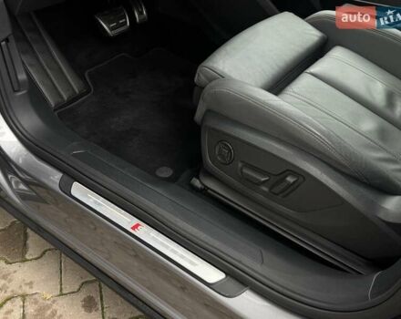 Серый Ауди Q4 Sportback e-tron, объемом двигателя 0 л и пробегом 70 тыс. км за 33990 $, фото 10 на Automoto.ua