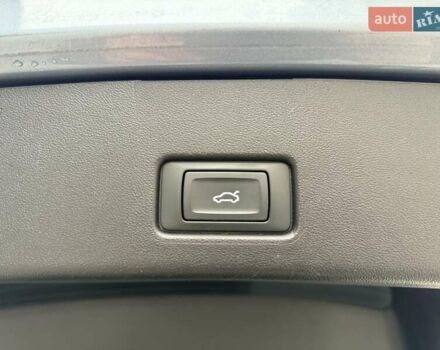 Сірий Ауді Q4 Sportback e-tron, об'ємом двигуна 0 л та пробігом 149 тис. км за 24900 $, фото 23 на Automoto.ua