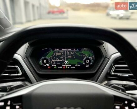 Сірий Ауді Q4 Sportback e-tron, об'ємом двигуна 0 л та пробігом 149 тис. км за 24900 $, фото 34 на Automoto.ua