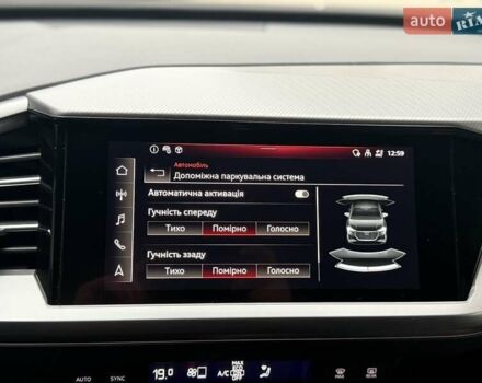 Сірий Ауді Q4 Sportback e-tron, об'ємом двигуна 0 л та пробігом 149 тис. км за 24900 $, фото 43 на Automoto.ua