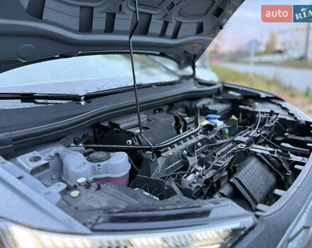 Серый Ауди Q4 Sportback e-tron, объемом двигателя 0 л и пробегом 43 тыс. км за 27999 $, фото 49 на Automoto.ua