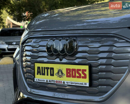 Серый Ауди Q4 Sportback e-tron, объемом двигателя 0 л и пробегом 7 тыс. км за 37000 $, фото 6 на Automoto.ua
