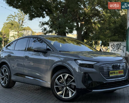 Серый Ауди Q4 Sportback e-tron, объемом двигателя 0 л и пробегом 7 тыс. км за 37000 $, фото 7 на Automoto.ua