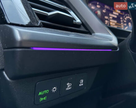 Серый Ауди Q4 Sportback e-tron, объемом двигателя 0 л и пробегом 43 тыс. км за 27999 $, фото 26 на Automoto.ua