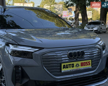 Серый Ауди Q4 Sportback e-tron, объемом двигателя 0 л и пробегом 7 тыс. км за 37000 $, фото 10 на Automoto.ua