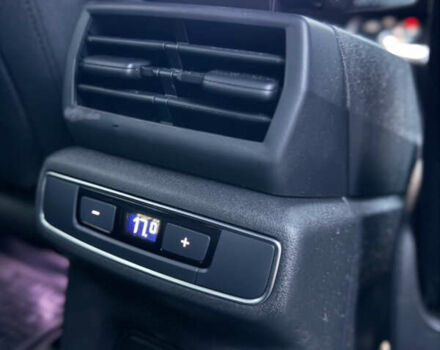 Серый Ауди Q4 Sportback e-tron, объемом двигателя 0 л и пробегом 43 тыс. км за 27999 $, фото 29 на Automoto.ua