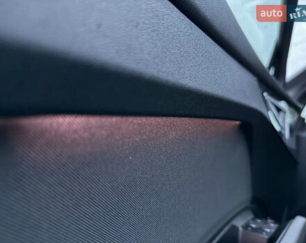 Серый Ауди Q4 Sportback e-tron, объемом двигателя 0 л и пробегом 43 тыс. км за 27999 $, фото 32 на Automoto.ua