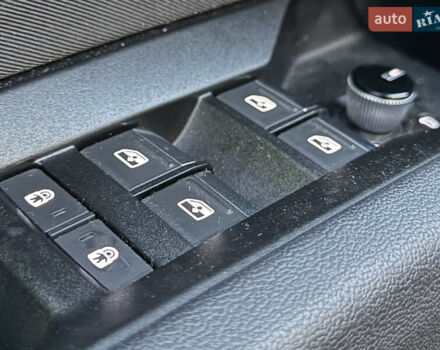 Серый Ауди Q4 Sportback e-tron, объемом двигателя 0 л и пробегом 43 тыс. км за 27999 $, фото 31 на Automoto.ua